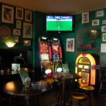 Zum Hecht - Dive Bars Near Me - Berlin, BE