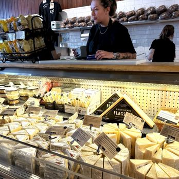 Beecher's Handmade Cheese - Cheese Shops Near Me - Seattle, Washington
