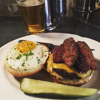 Au Cheval - Au God this is a good burger!!! Do not hesitate to order this! - Bars Near Me - Chicago, Illinois Au Cheval - Au God this is a good burger!!! Do not hesitate to order this! - Bars Near Me - Chicago, Illinois