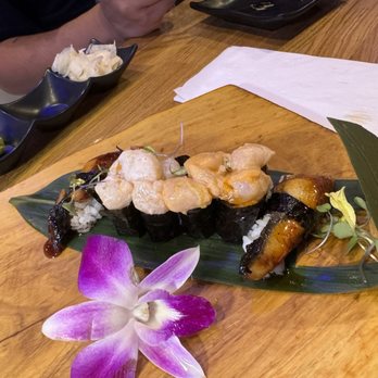 Sushi Damu - Unagi Nigiri, Spicy Scallops Nigiri, Scallops Nigiri, Seared Tuna Carpaccio - Sushi Bars Near Me - Tustin, California Sushi Damu - Unagi Nigiri, Spicy Scallops Nigiri, Scallops Nigiri, Seared Tuna Carpaccio - Sushi Bars Near Me - Tustin, California