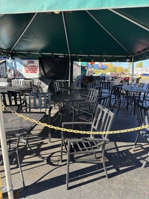 Fenton Bar and Grill by null