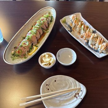 Ginza Sushi - Hamachi and beauty and the best roll - Sushi Bars Near Me - Honolulu, Hawaii