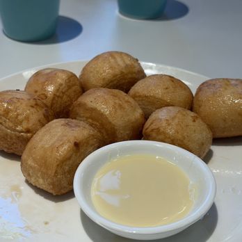 Jingege & YaoYao - Fried bun with condensed milk - Chinese Near Me - Milpitas, California