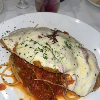 La Contea - Chicken Parmigiana - Italian Near Me - Baton Rouge, Louisiana La Contea - Chicken Parmigiana - Italian Near Me - Baton Rouge, Louisiana
