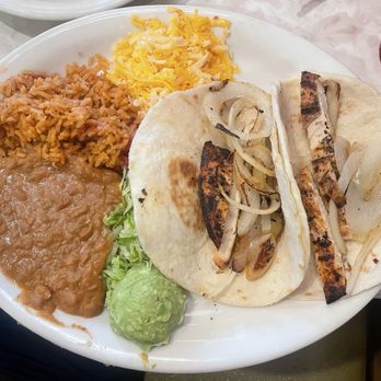 Chuy's - Chicken Fajita tacos - Tex-Mex Near Me - Lutz, Florida