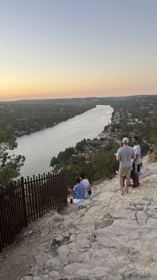 Mount Bonnell by null