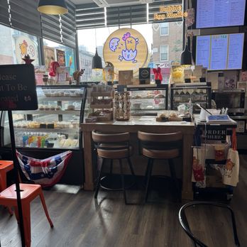 HAO Tea & bakery - Inside - Bubble Tea Near Me - Long Island City, New York HAO Tea & bakery - Inside - Bubble Tea Near Me - Long Island City, New York
