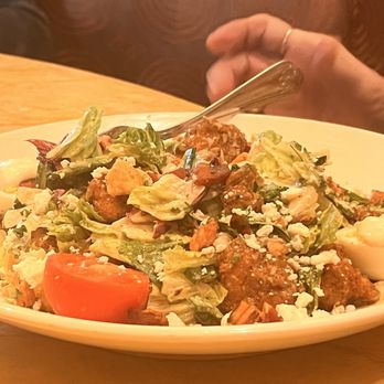 The Cheesecake Factory - Fried Chicken Club Salad - Desserts Near Me - Sarasota, Florida The Cheesecake Factory - Fried Chicken Club Salad - Desserts Near Me - Sarasota, Florida