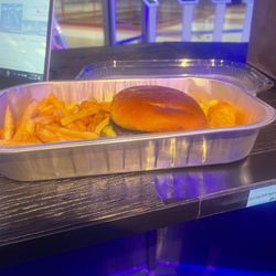 Grill house - Burger with fries!