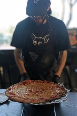 Ozzy's Apizza by null
