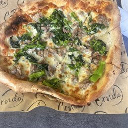 Grilled Sausage and Rabe Pizza Grilled Sausage and Rabe Pizza