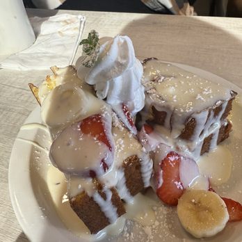 Loaded Cafe - Long Beach - American Near Me - Long Beach, California Loaded Cafe - Long Beach - American Near Me - Long Beach, California