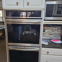 WeInstall4U - Double oven installation.