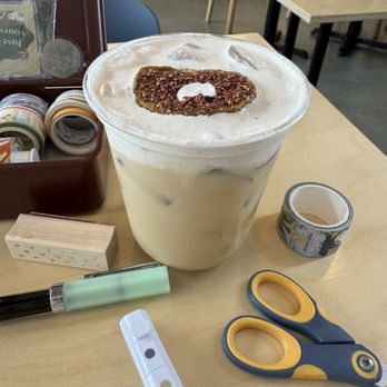 Meymuni Cafe - Fig coffee drink - Cafes Near Me - Los Angeles, California Meymuni Cafe - Fig coffee drink - Cafes Near Me - Los Angeles, California