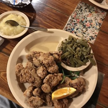 Lambert's Cafe - Ozark - Chicken gizzards with green beans and apple sauce. Delicious! - American Near Me - Ozark, Missouri