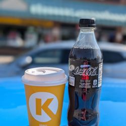 Circle K - Hot chocolate and Oreo Coke zero