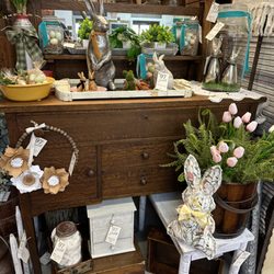 Plaza Antique Mall