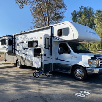ShareMyCoach - 32ft - RV Rental Near Me - Stanton, California