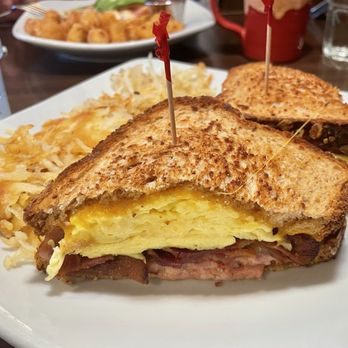 Honey-Jam Cafe - Madison Egg Sandwich - Breakfast & Brunch Near Me - Plainfield, Illinois