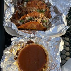 Taqueria El Pollo - Birria tacos with consommé!