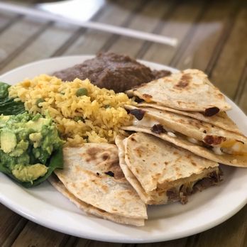 Rigos Cafe - Salad Near Me - Texas City, Texas