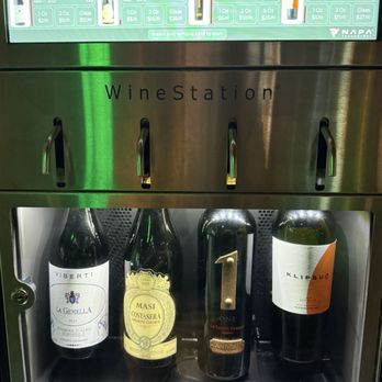 Salute Wine and Beer Lounge - Wine - Wine Bars Near Me - Egg Harbor, Wisconsin Salute Wine and Beer Lounge - Wine - Wine Bars Near Me - Egg Harbor, Wisconsin