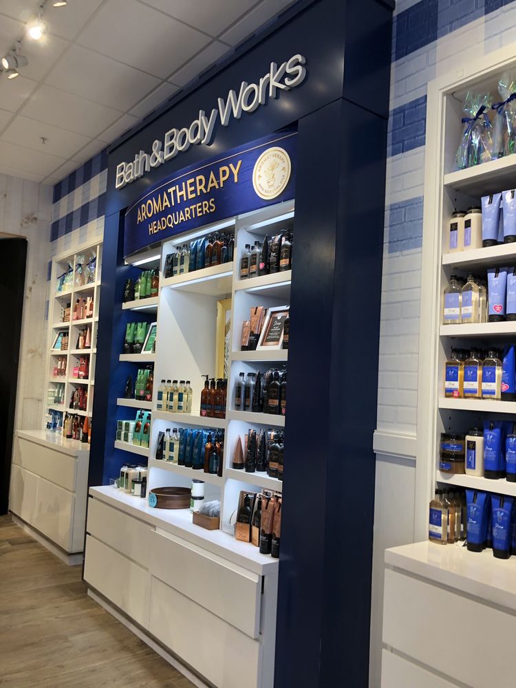 BATH & BODY WORKS Updated September 2024 11 Photos 1000 Tanger Dr