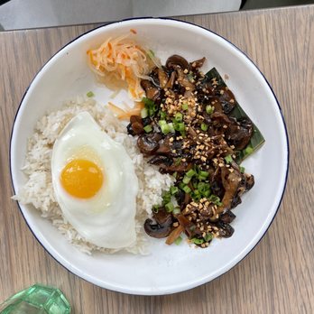 Kasama - Filipino Near Me - Chicago, Illinois