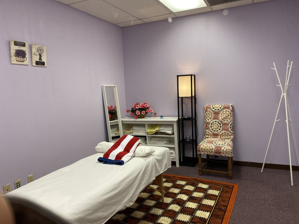 LAVENDER MASSAGE Updated September 2024 1585 Main St, Southaven