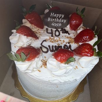 Carousel Bakery & Cafe - Bakeries Near Me - Palm Springs, California