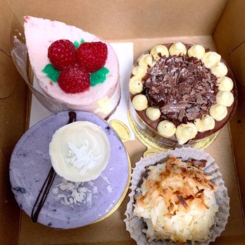 Tiny Pyramid - Cafes Near Me - Honolulu, Hawaii