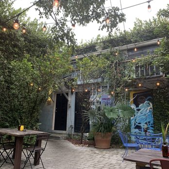 Doce Provisions - Beautiful patio - New American Near Me - Miami, Florida