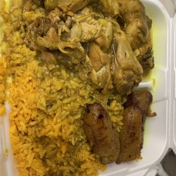 Eva's Jamaican Kitchen - Curried chicken with yellow rice and plantains - cooked perfectly - Caribbean Near Me - Jacksonville, Florida Eva's Jamaican Kitchen - Curried chicken with yellow rice and plantains - cooked perfectly - Caribbean Near Me - Jacksonville, Florida