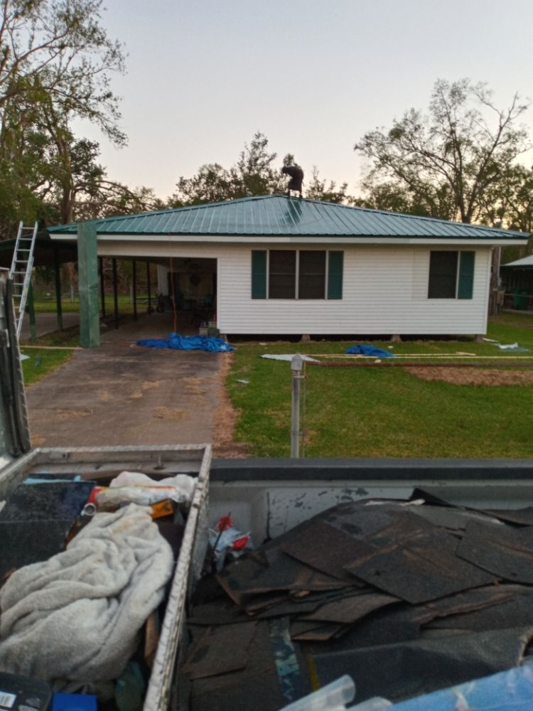 Slide of Guidry Professional Roofing