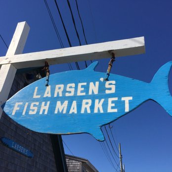 Larsen's Fish Market - Seafood Markets Near Me - Chilmark, Massachusetts