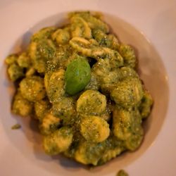 Saltimbocca - Gnocchi with pesto