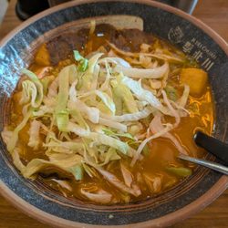 Ji Bei Chuan - Shredded lettuce ruins the entire soup. Maybe try bok choy or Napa next time?? More authentic Asian veggie.