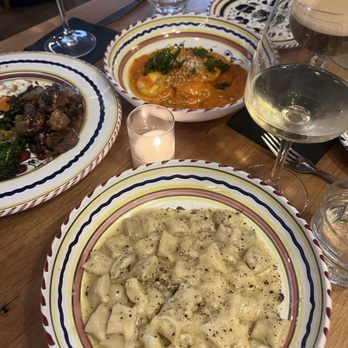 Gioia Cafe & Bar - Italian Near Me - New Haven, Connecticut