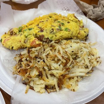 Wasatch Bagel and Grill - 4 egg omelette and hash browns. - Sandwiches Near Me - Park City, Utah