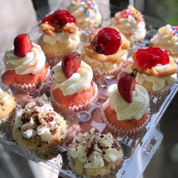 Candy Coated Apples and More - Variety of Cupcakes - Desserts Near Me Candy Coated Apples and More - Variety of Cupcakes - Desserts Near Me