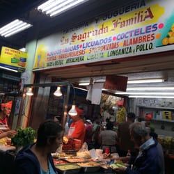 La Sagrada Familia, taquería y jugería