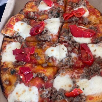 West End - ITALIAN SAUSAGE FLATBREAD - Gastropubs Near Me - Santa Cruz, California