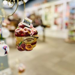 Grasshopper & Wild Honey - Peaches Fredericksburg Tx Ornament