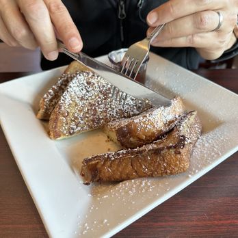 Ella's Cafe And BBQ - French toast - Barbeque Near Me - Belmont, California Ella's Cafe And BBQ - French toast - Barbeque Near Me - Belmont, California