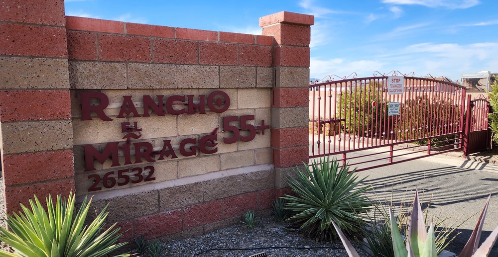 Rancho El Mirage Logo