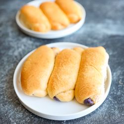 Red Ribbon Bakeshop - Ube Spanish Bread