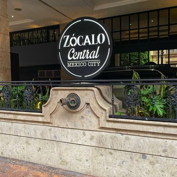 Hotel Zocalo Central - Front of Hotel sign - Hotels Near Me - México, D.F., DIF