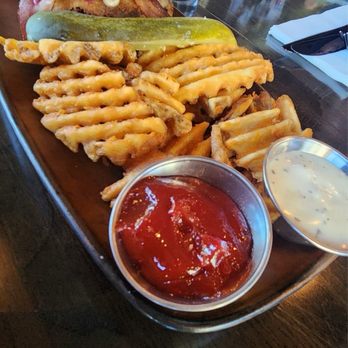 Cork & Batter - Snobby Burger - Cocktail Bars Near Me - Inglewood, California Cork & Batter - Snobby Burger - Cocktail Bars Near Me - Inglewood, California