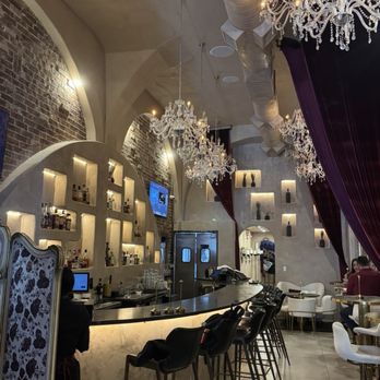 Caia - Interior - Cocktail Bars Near Me - Houston, Texas Caia - Interior - Cocktail Bars Near Me - Houston, Texas