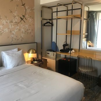 The Parc Hotel - Queen room - Hotels Near Me - Flushing, New York